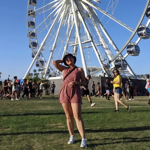 Meet Your Posher / FYI - Picture 2 of 2